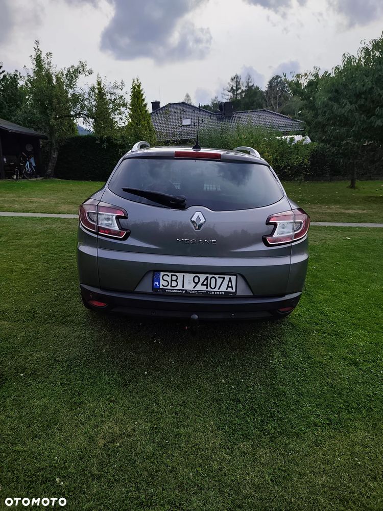 Renault Megane TCe 130 Bose Edition - 10