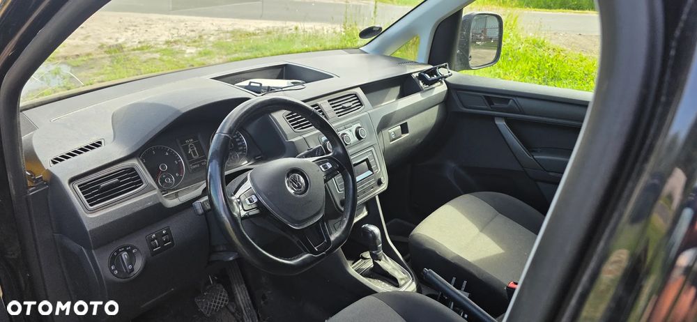 Volkswagen Caddy - 10