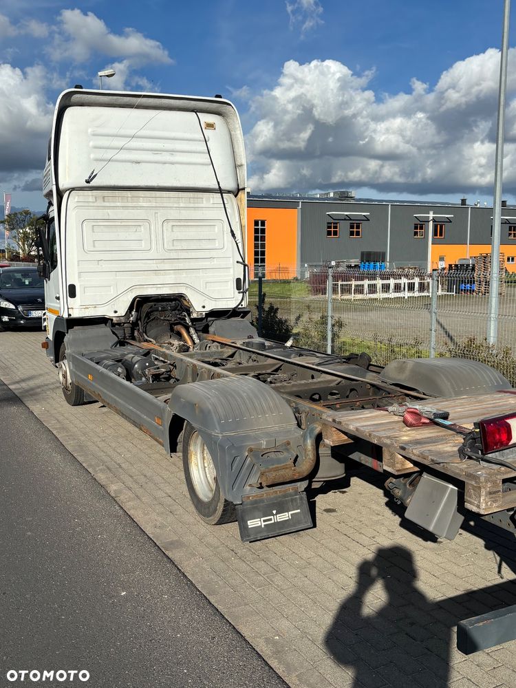 Mercedes-Benz ATEGO 818 - 9