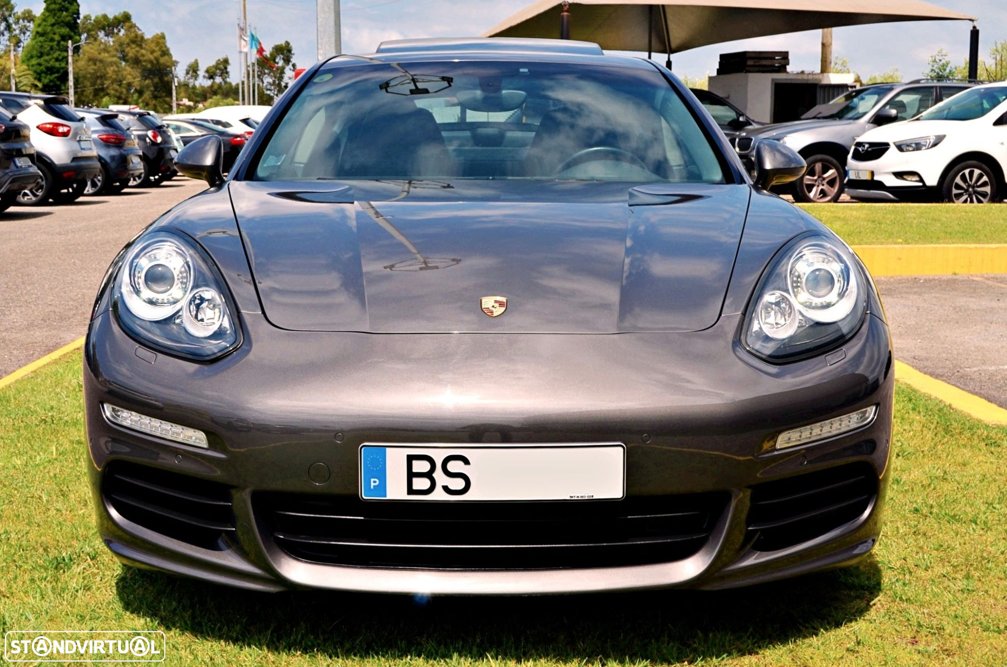 Porsche Panamera Platinum Edition - 2