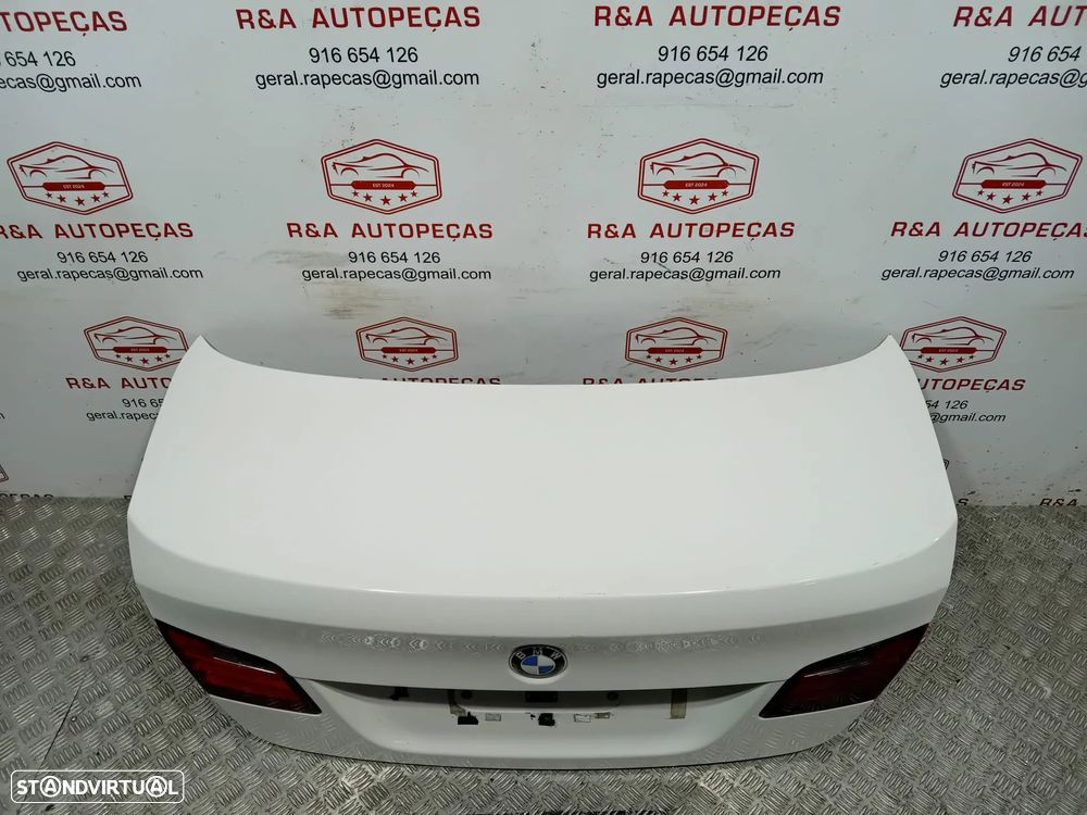 Tampa de Mala BMW Serie 5 F10 Original - 4