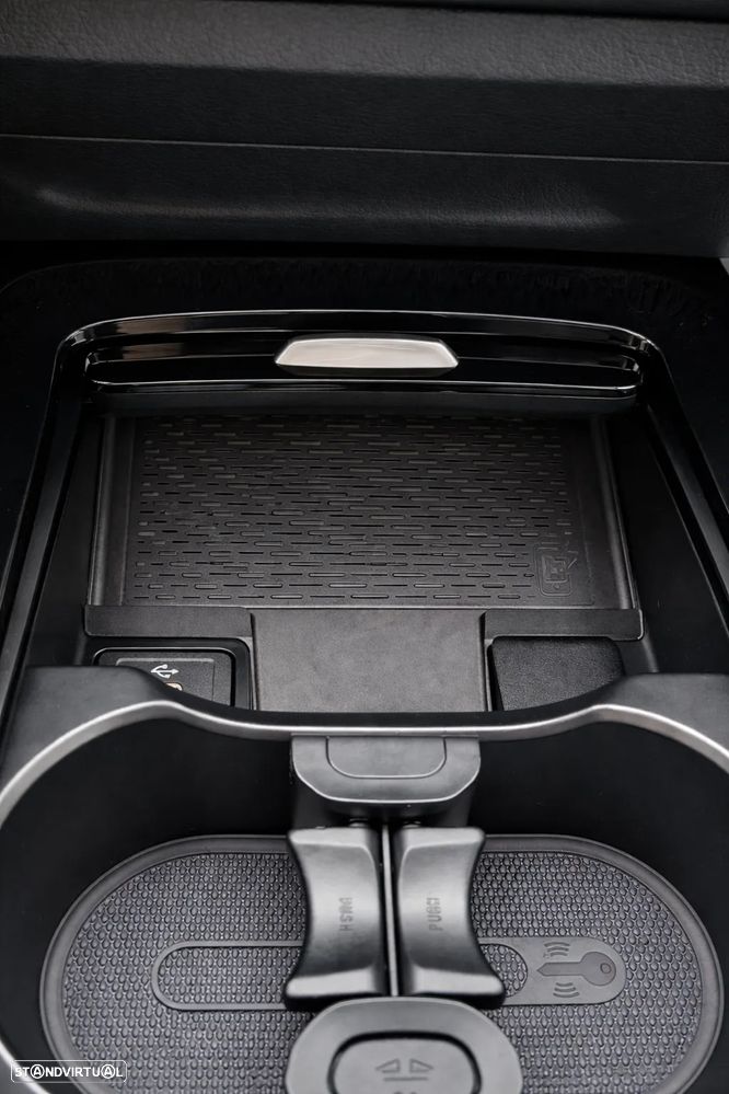 Mercedes-Benz EQA 300 4Matic AMG Line - 16