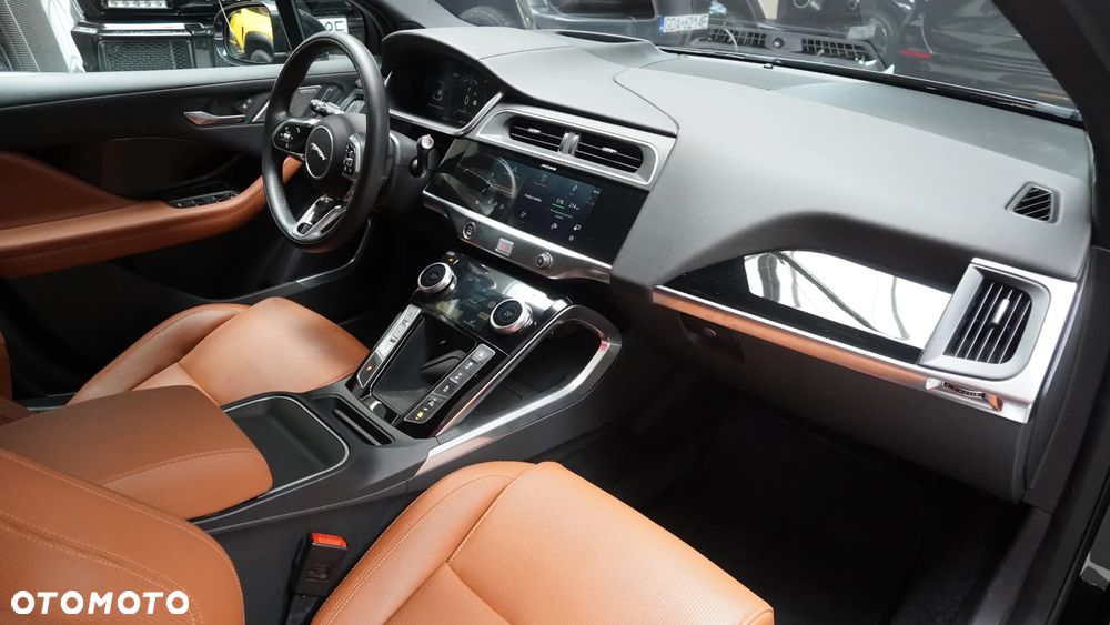 Jaguar I-Pace EV400 90kWh AWD R-Dynamic HSE - 8