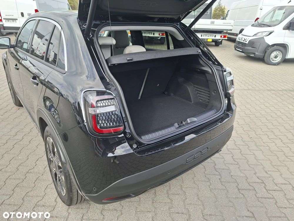 Fiat 600 1.2 Turbo La Prima eDCT - 23