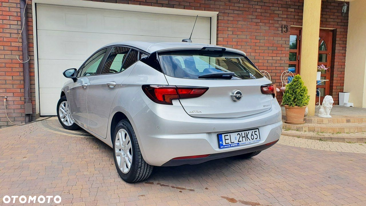 Opel Astra - 10