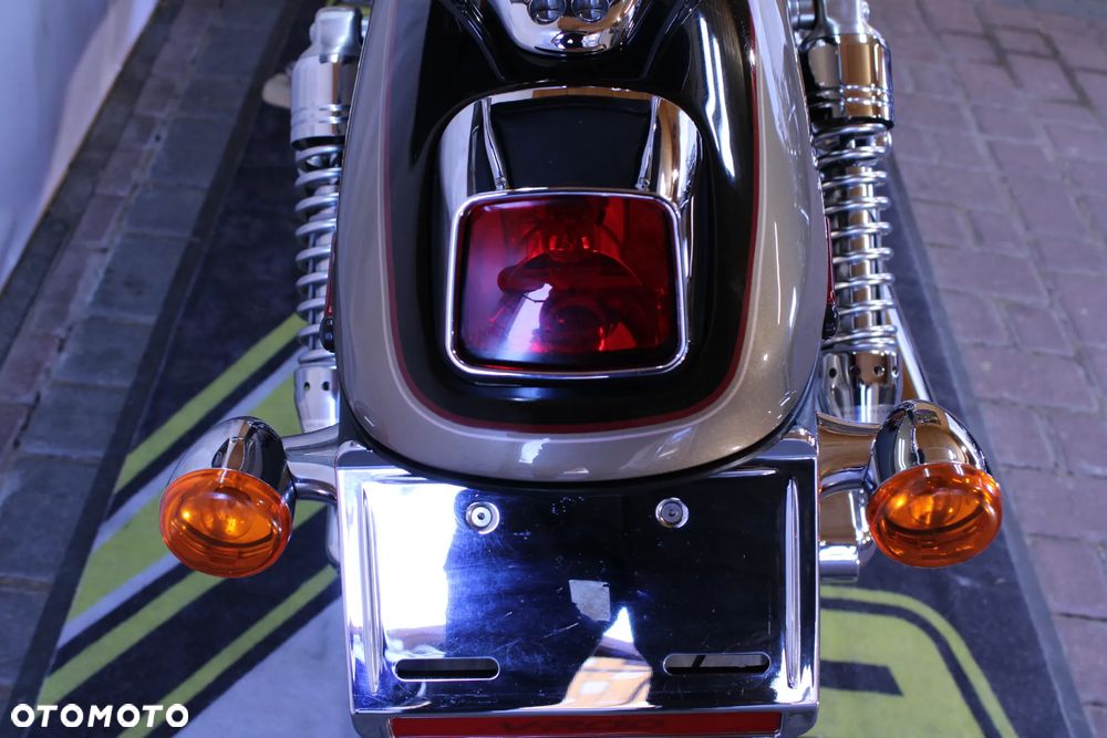 Harley-Davidson V-Rod Street Rod - 16