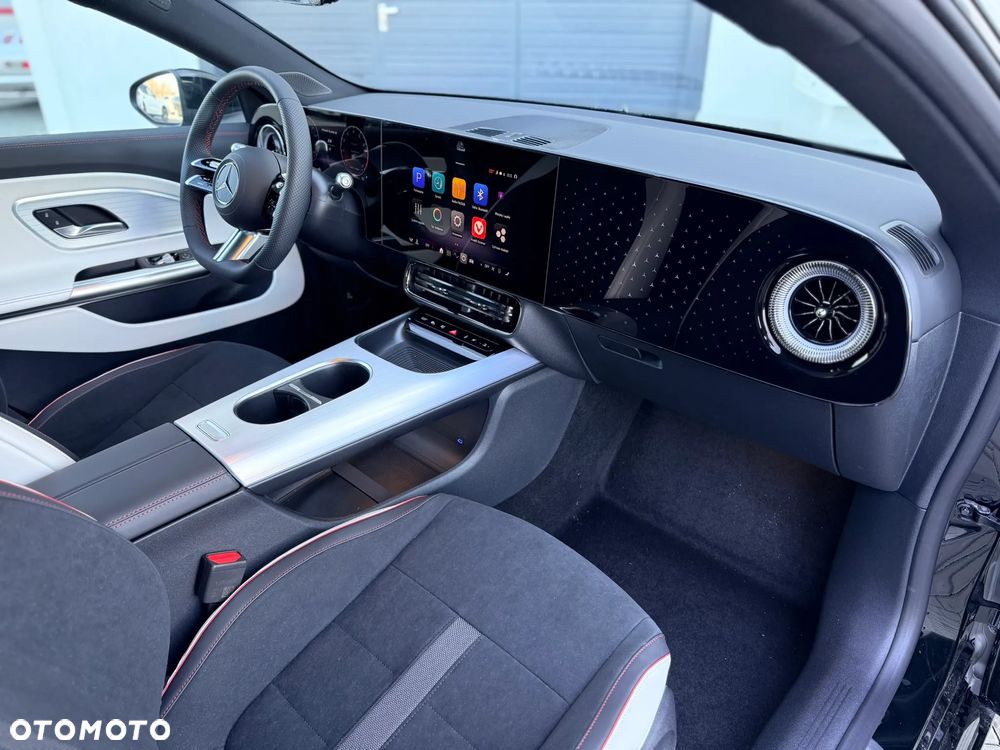 Mercedes-Benz CLA - 26