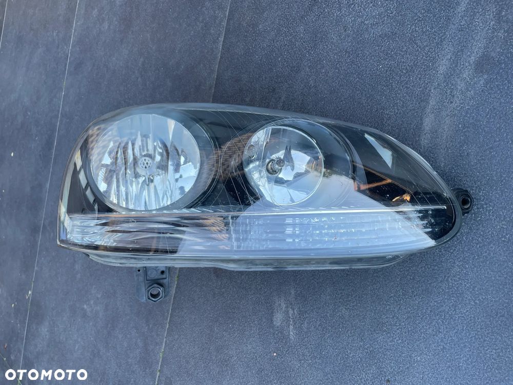 VW GOLF V 5 LAMPA REFLEKTOR PRAWY LEWY PRAWA LEWA PRZÓD CZARNA HELLA 03-09 GTI - 4