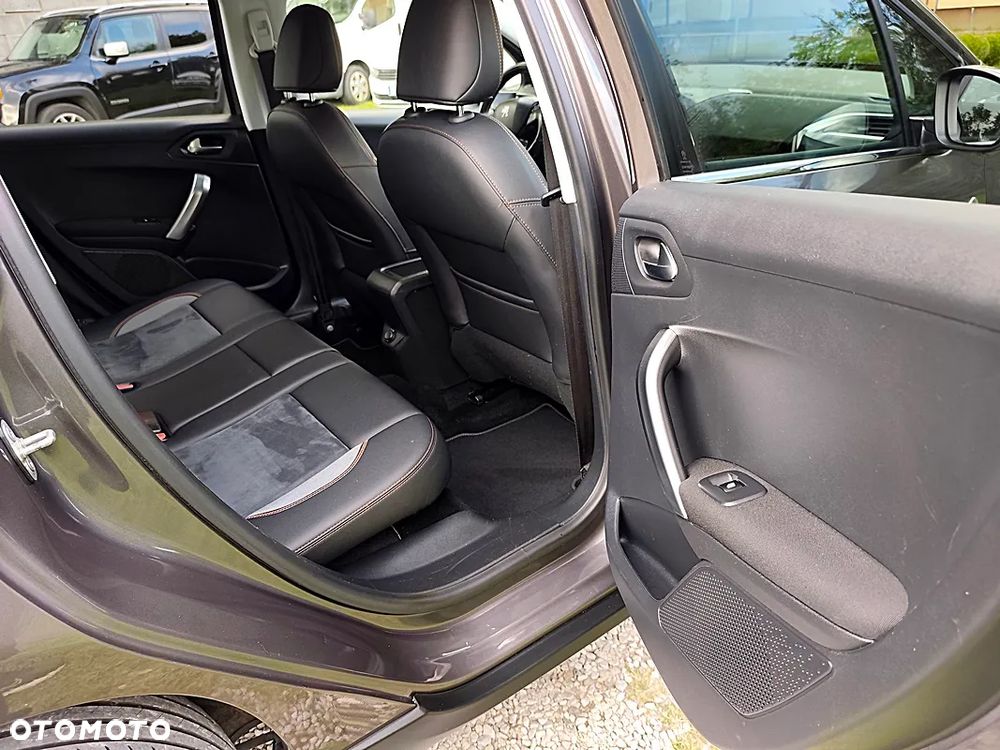 Peugeot 2008 PureTech 110 Stop&Start Crossway - 21