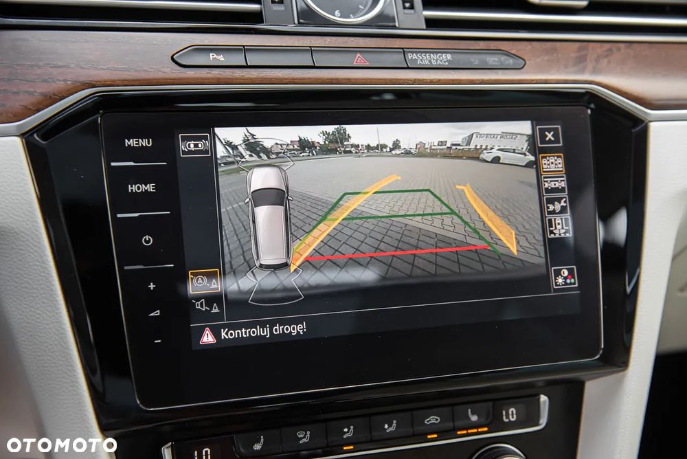 Volkswagen Passat Variant 1.8 TSI (BlueMotion Technology) DSG Comfortline - 24