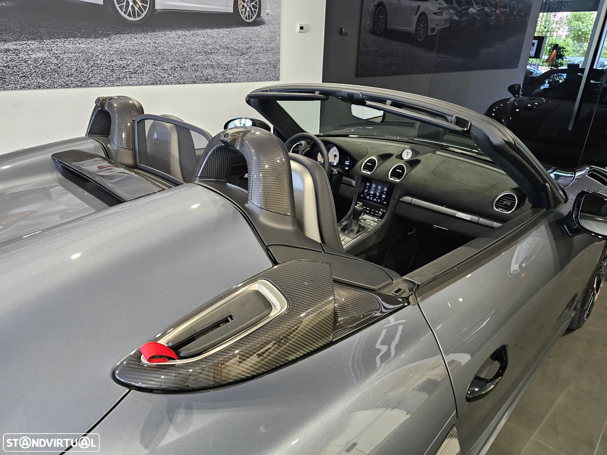 Porsche 718 Spyder - 14