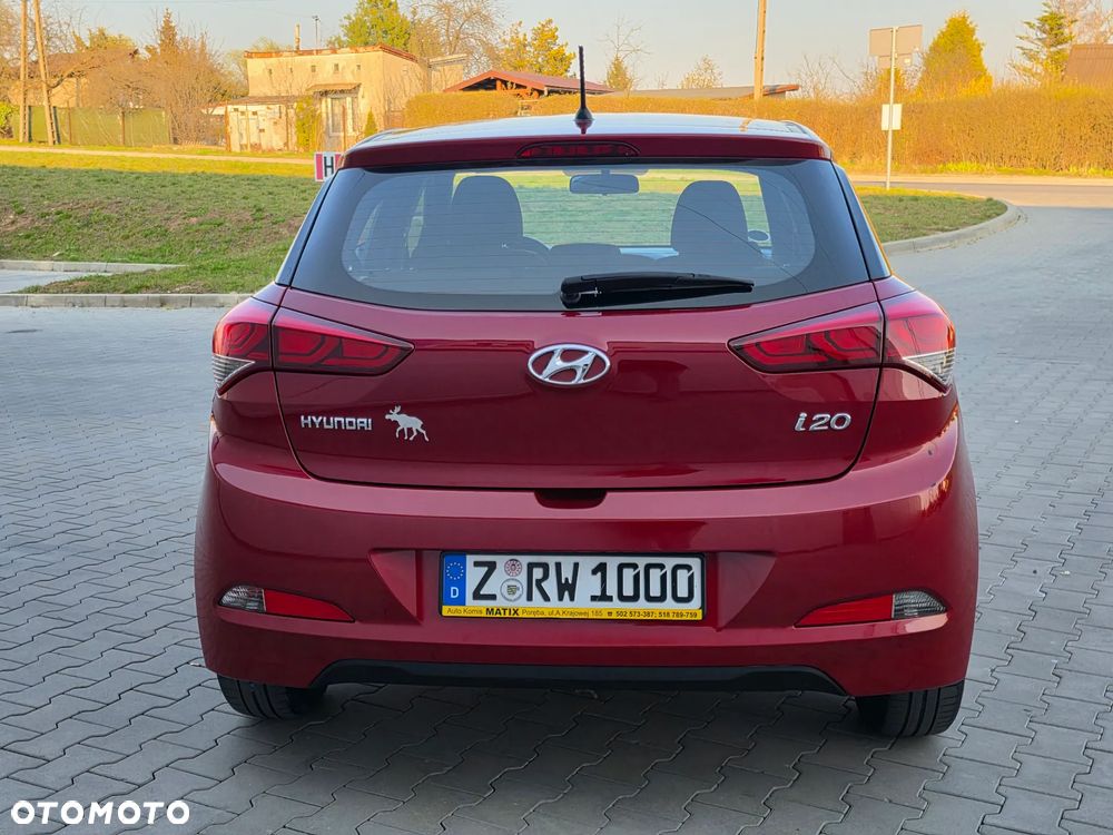 Hyundai i20 1.2 Fresh - 29