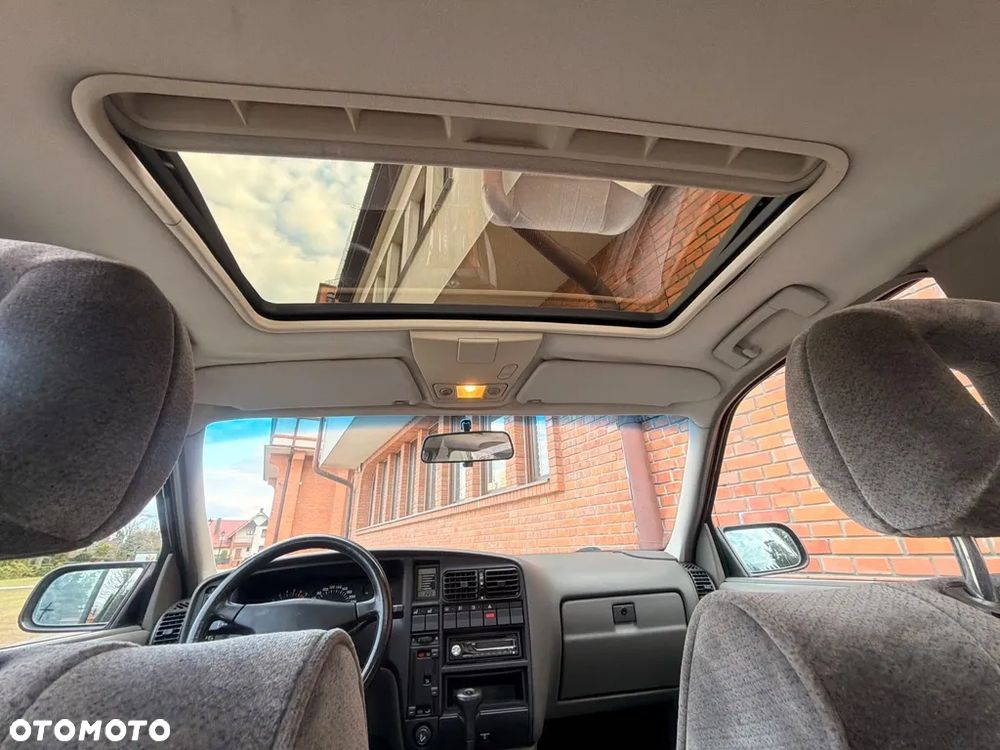 Opel Omega 2.6i CD Diamond - 30