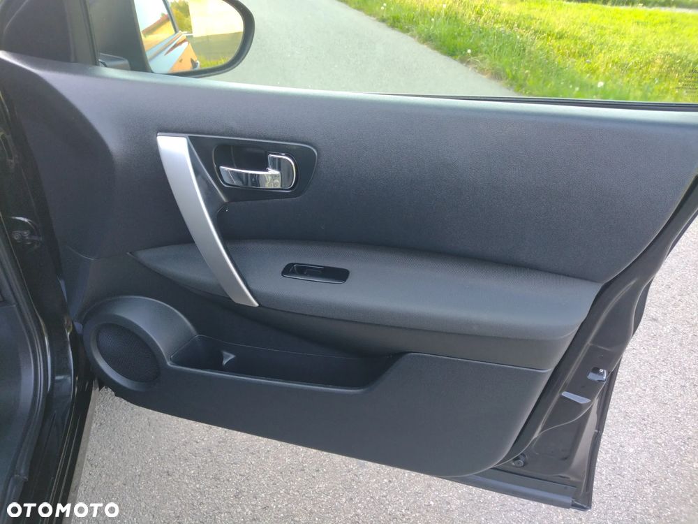 Nissan Qashqai 2.0 360 - 17