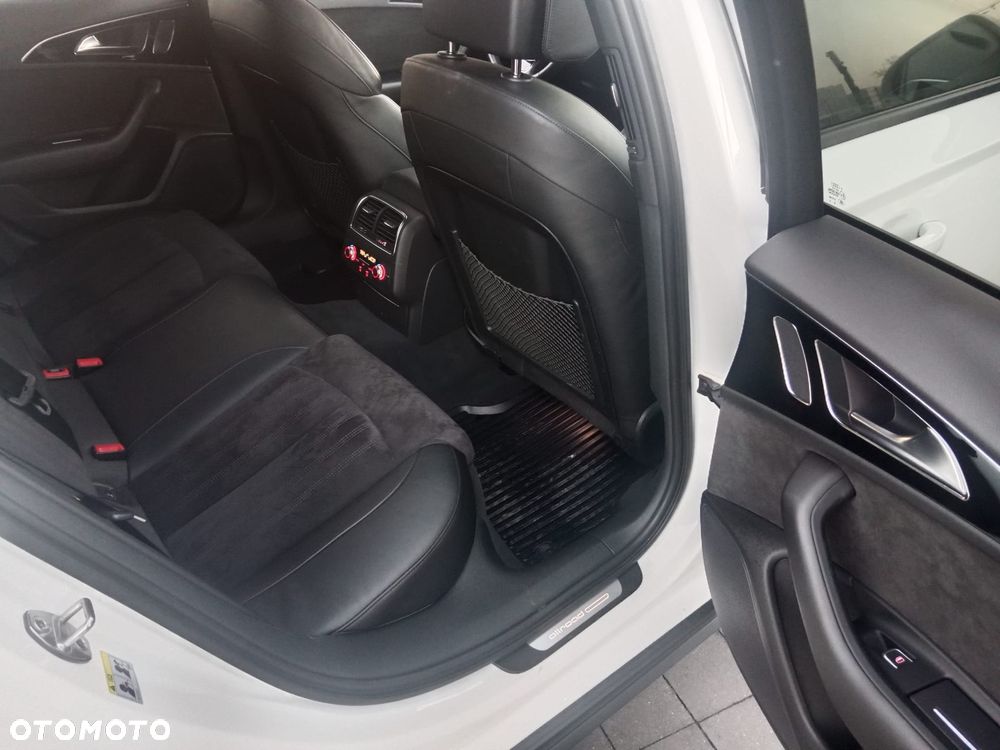 Audi A6 Allroad - 22