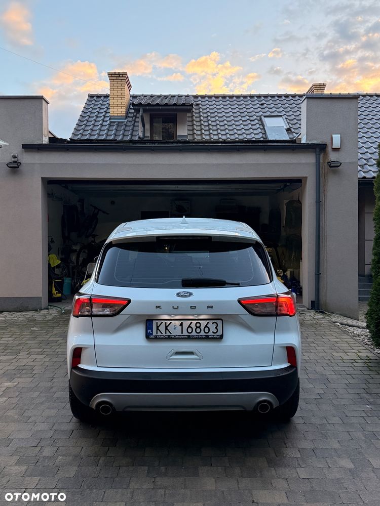Ford Kuga 2021 photo 2