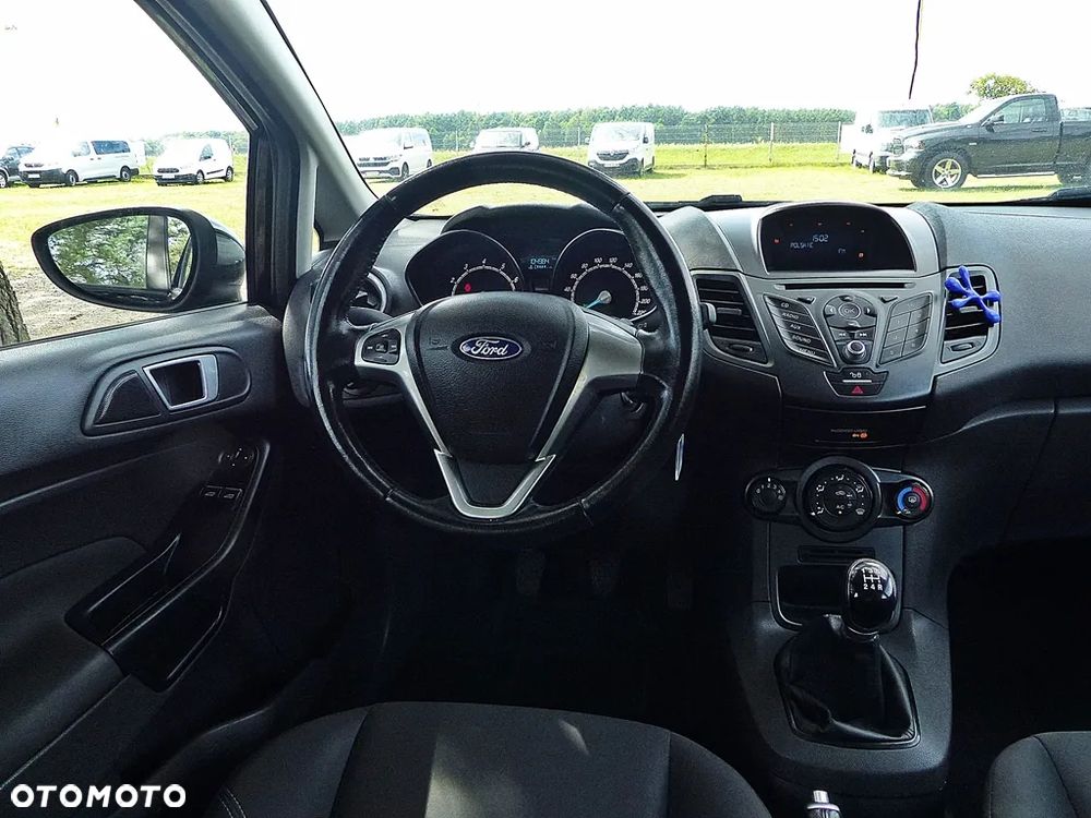 Ford Fiesta 1.25 Titanium EU5 - 35