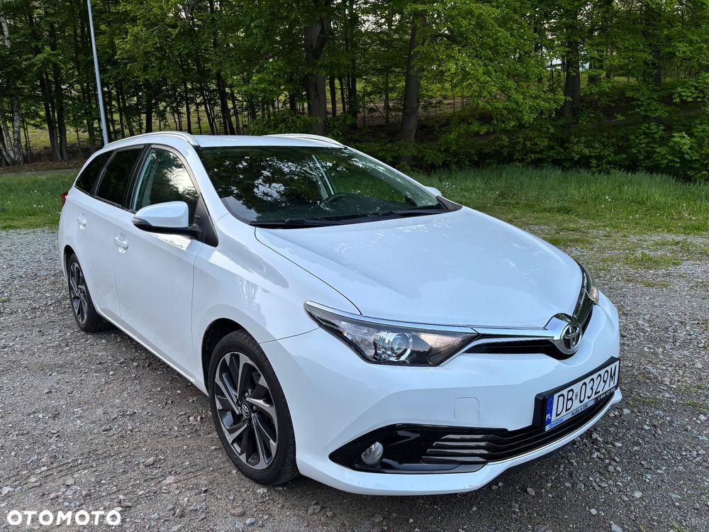 Toyota Auris 1.6 D-4D Edition-S - 3