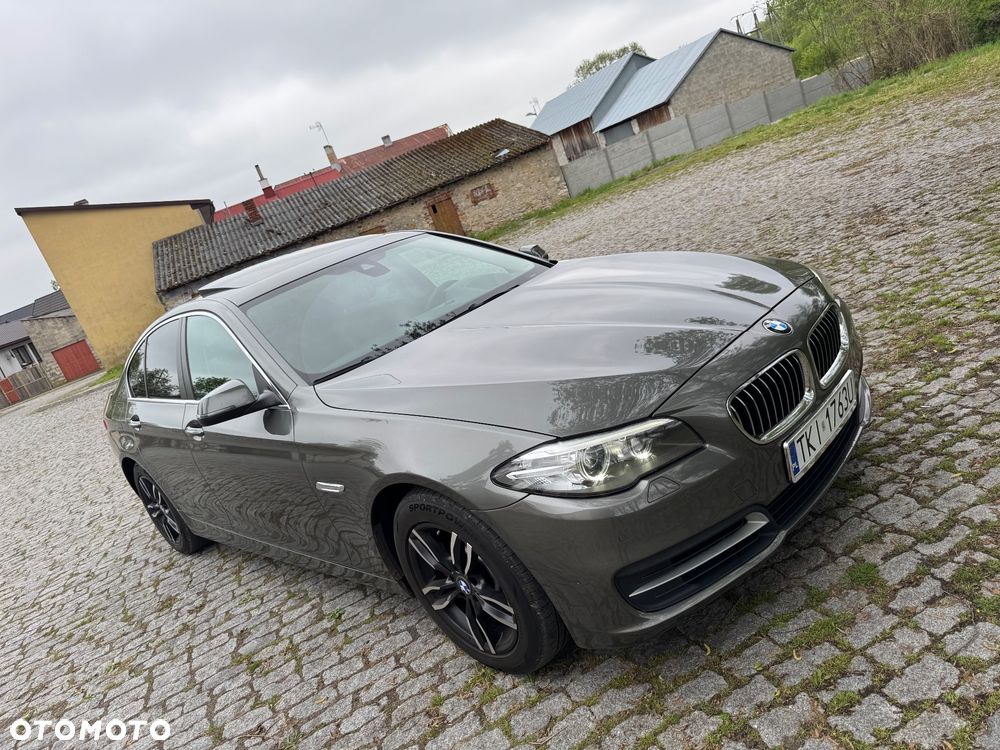 BMW Seria 5 518d Luxury Line - 10