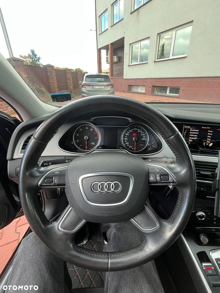 Audi A4 Limousine - 13