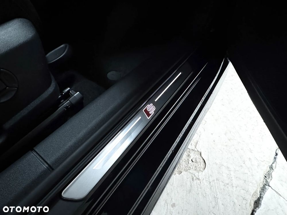 Audi A3 Sportback 2.0 TDI S tronic S line Sportpaket - 36