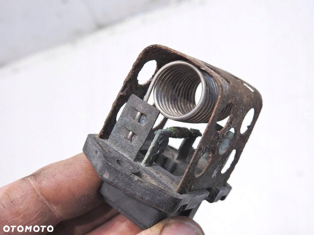 REZYSTOR OPORNICA RENAULT SCENIC II 7700432632 - 5