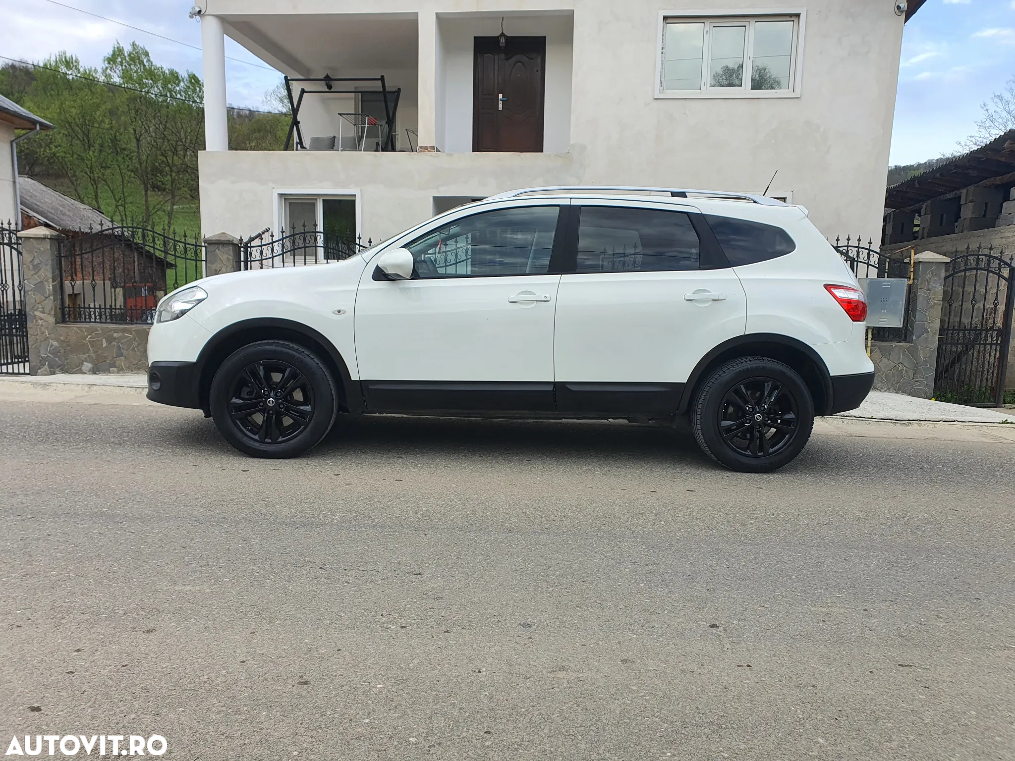 Nissan Qashqai+2 2.0 dCi DPF Acenta - 2