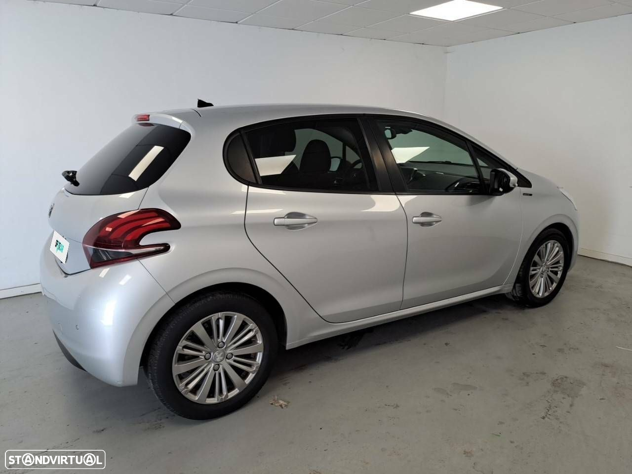 Peugeot 208 1.5 BlueHDi Signature - 4