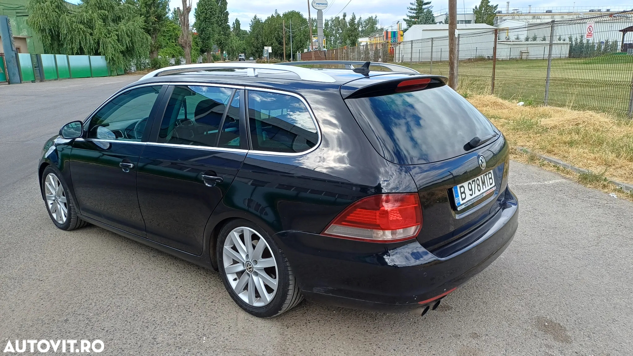 Volkswagen Golf 2.0 TDI Highline DSG - 6