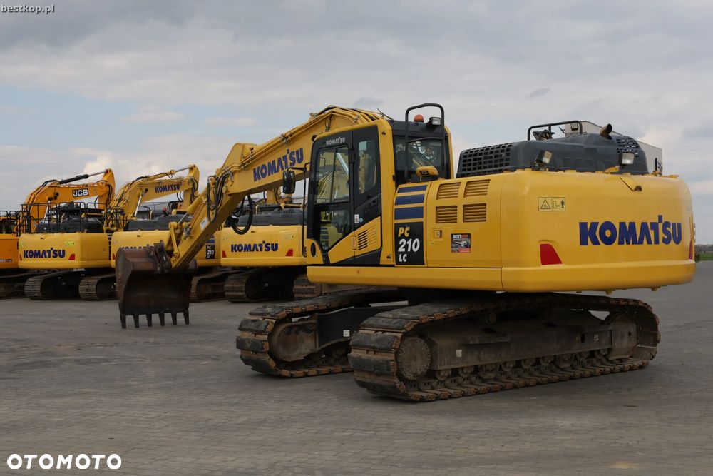 Komatsu PC210LC-11 - 36