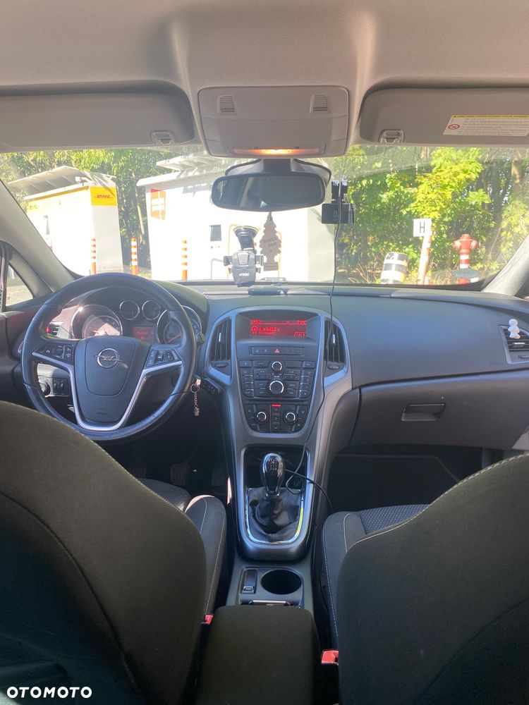 Opel Astra - 11
