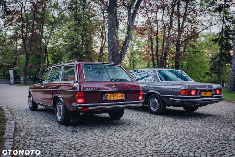 Mercedes-Benz W123 - 15