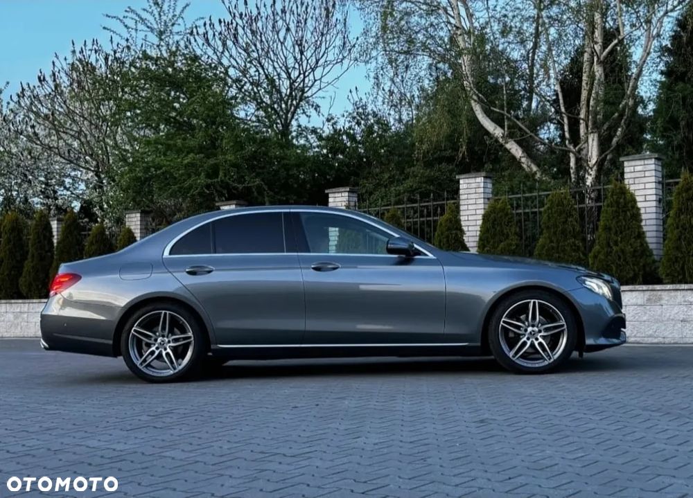 Mercedes-Benz Klasa E 220 d 9G-TRONIC - 1