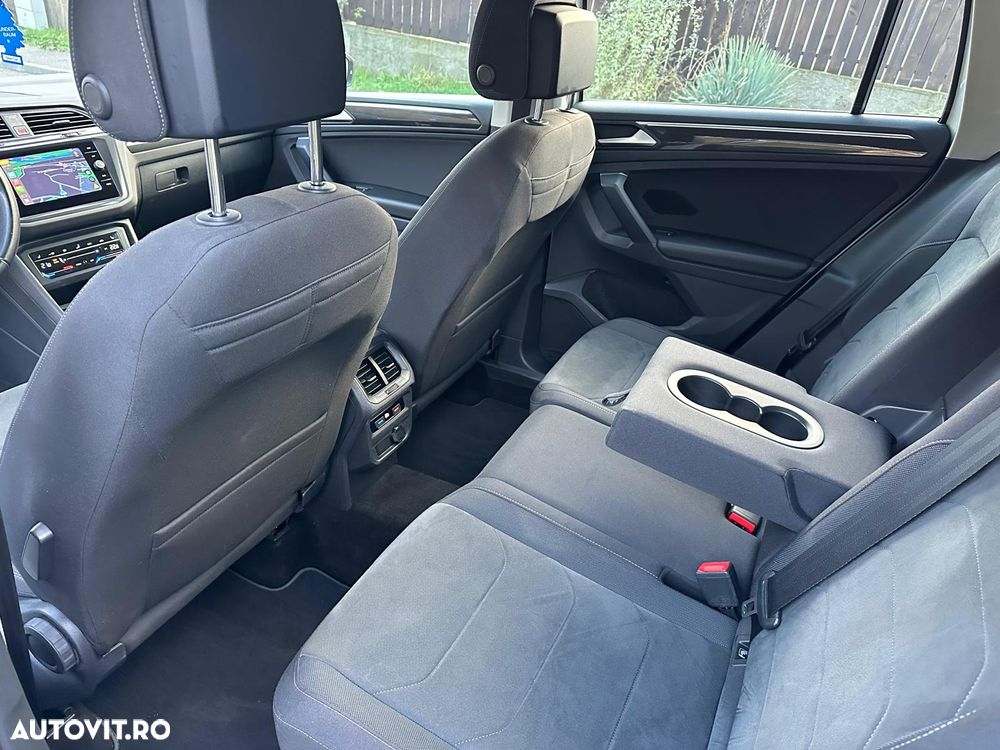 Volkswagen Tiguan - 10