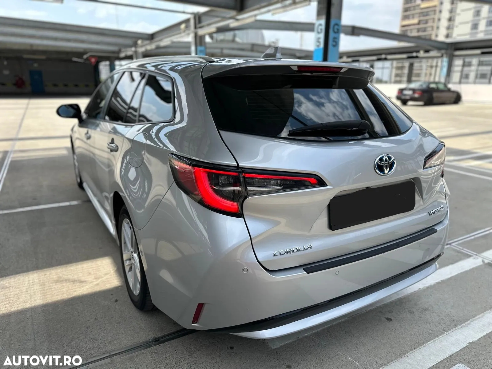 Toyota Corolla 1.8 Hybrid Touring Sports - 6
