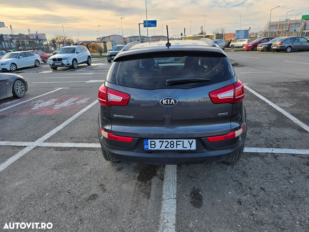 Kia Sportage 2.0 CRDI 4WD Automatik Spirit - 11