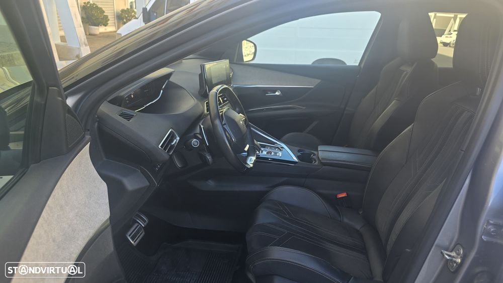 Peugeot 3008 1.5 BlueHDi GT Pack EAT8 - 17