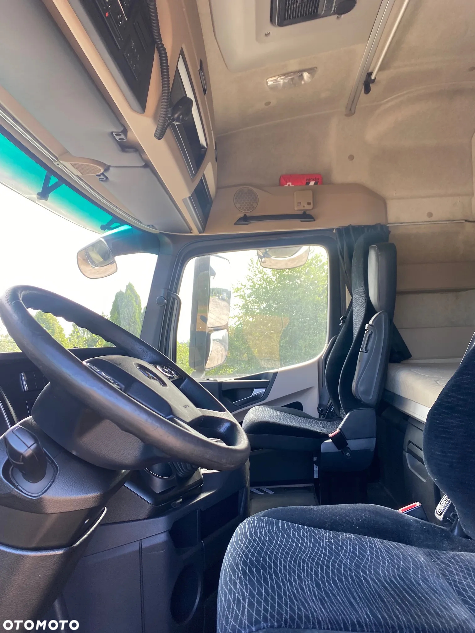 Mercedes-Benz actros - 6