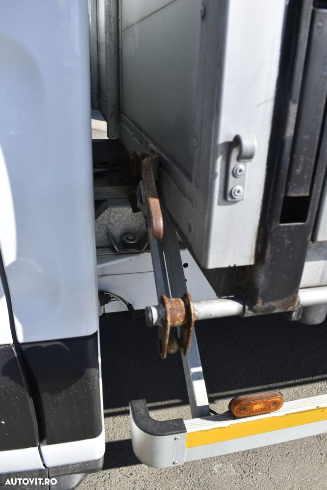 Ford Transit - 21