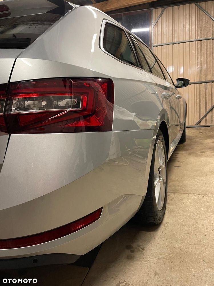 Skoda Superb 1.5 TSI ACT Ambition DSG - 5