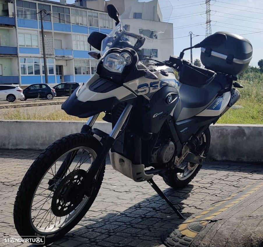 BMW F 650 GS Sertão (Carta A2) - 5