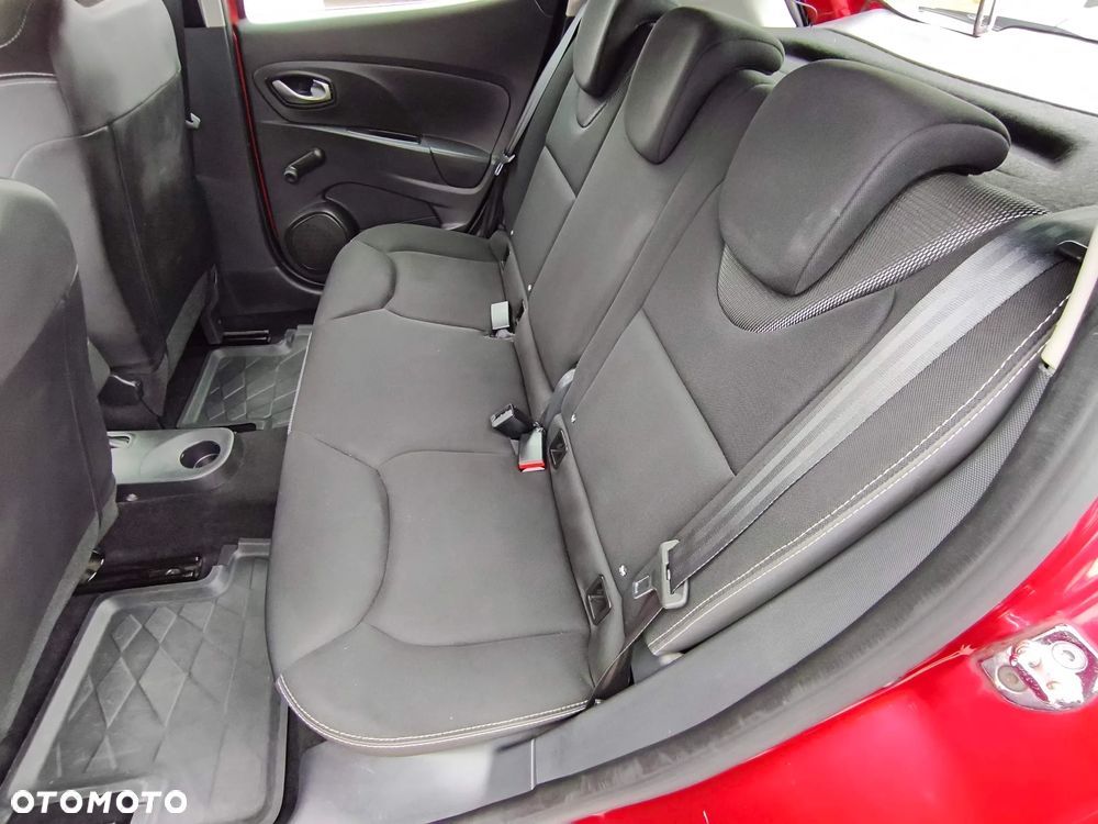 Renault Clio 1.2 16V Limited - 19