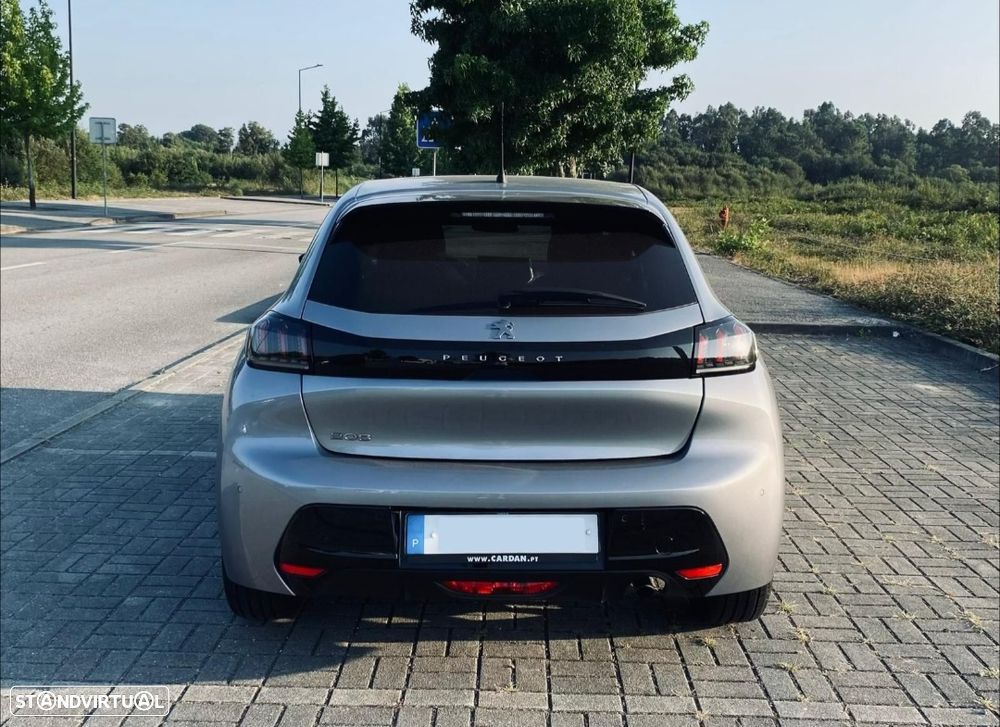 Peugeot 208 - 2