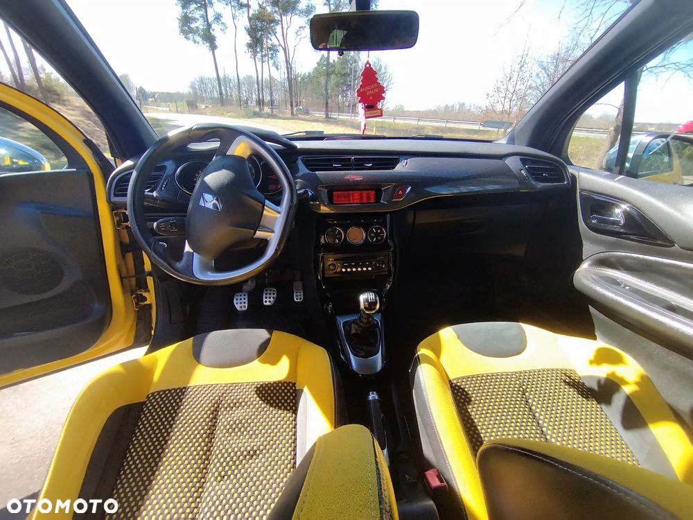 Citroën DS3 1.6 THP SportChic - 4