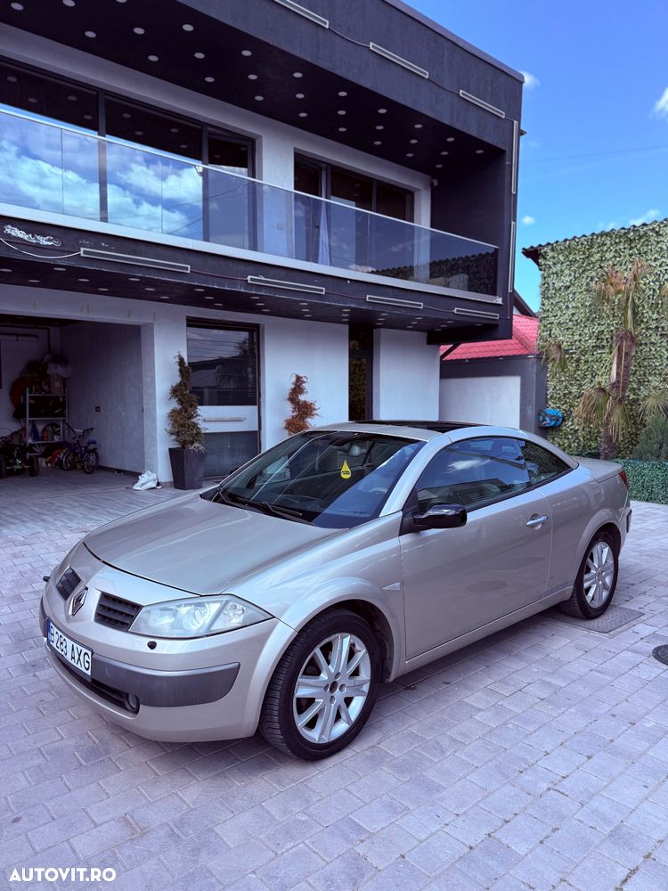 Renault Megane II 1.6 Privilege Aut - 2