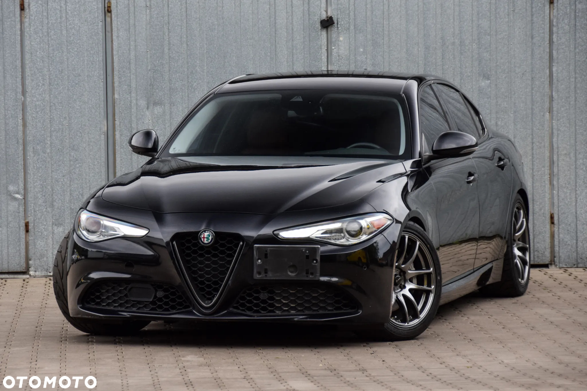 Alfa Romeo Giulia 2.0 Turbo 16V AT8-Q4 Estrema - 2