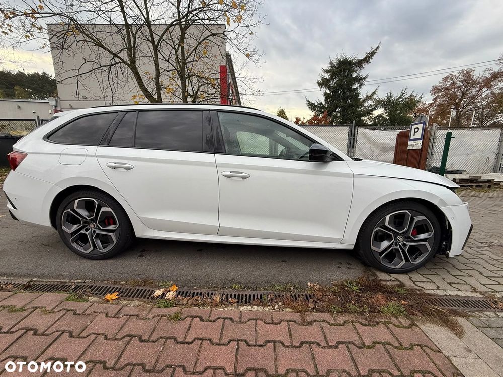 Skoda Octavia 2.0 TDI DSG 4x4 RS Plus - 10