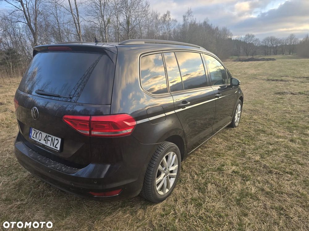 Volkswagen Touran 2.0 TDI BMT Comfortline - 19