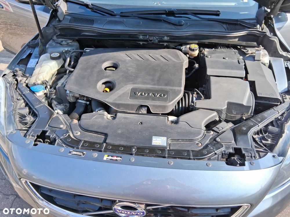 Volvo V40 - 14