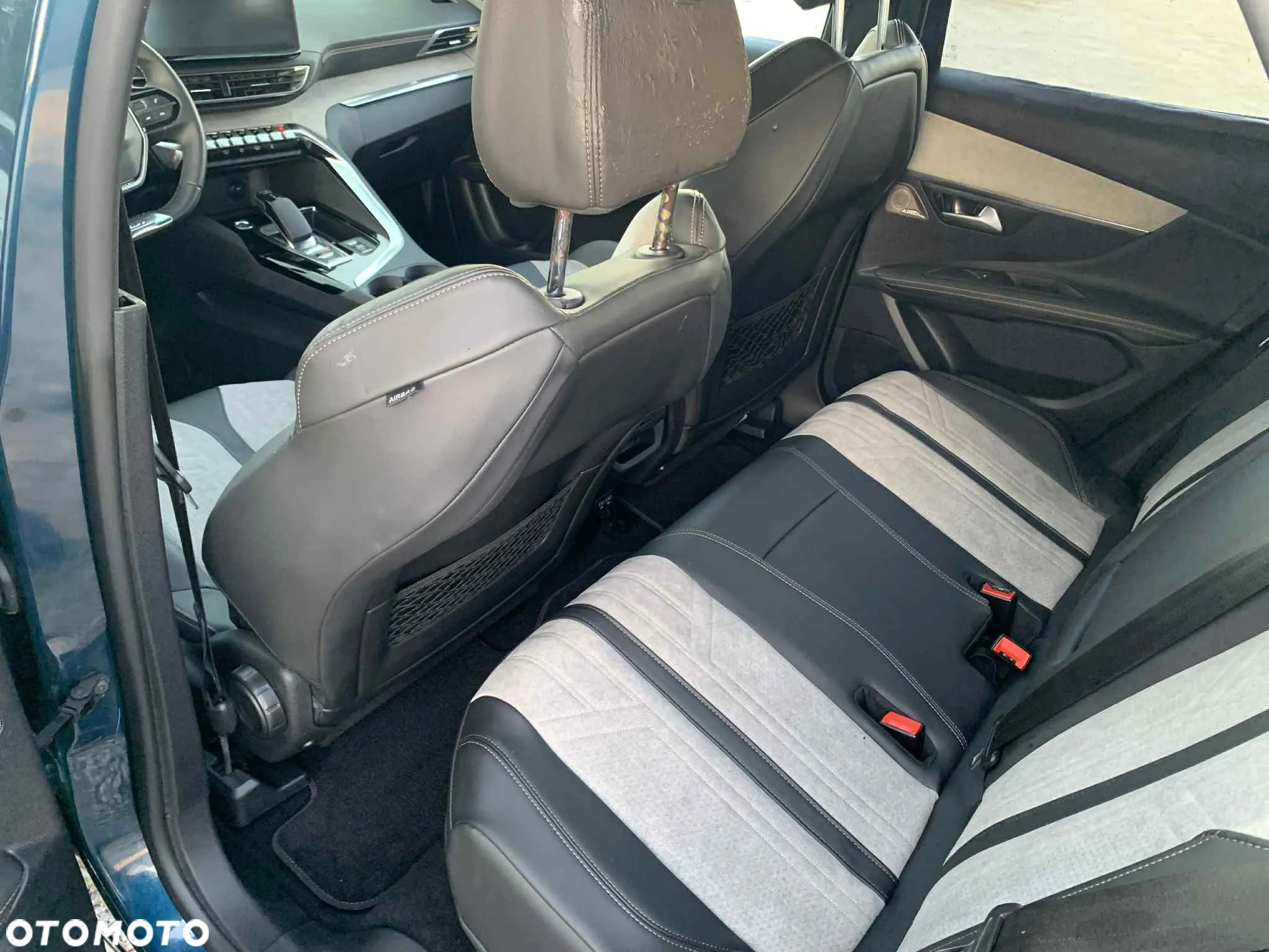 Peugeot 3008 1.6 PureTech HYbrid GT S&S EAT8 - 19